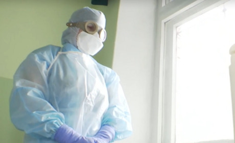 Медичні заклади Старокостянтинова отримали респіратори, захисні комбінезони та інші лікарські засоби