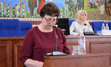 Епідемія продиктувала зміни до бюджету: по 300 тисяч на округи тимчасово  не виділятимуть