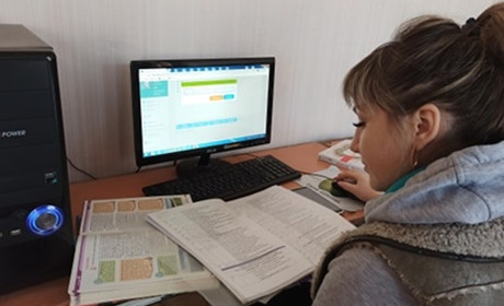 Первомайські школи впроваджують дистанційне навчання: досвідом ділиться п’ята