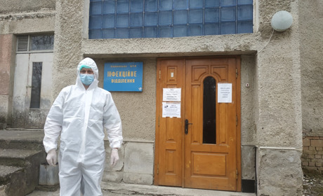 У трьох з п’яти пацієнтів Кіцманської ЦРЛ попередньо не підтвердився коронавірус