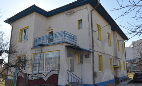 Чортків і коронавірус: богослужіння он-лайн, обсервація людей та ремонт інфекційного відділення