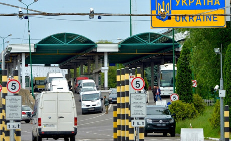 Відповідальність перед громадою: золотонісці, які повертаються з-за кордону, мають цим перейматися