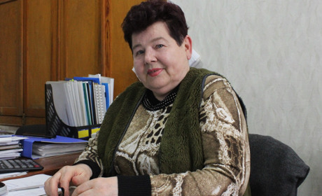 «Работа - это и есть жизнь»: попаснянка рассказала о работе на Попаснянском вагоноремонтном заводе