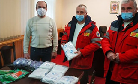 Райдержадміністрація закупила захисні костюми і маски