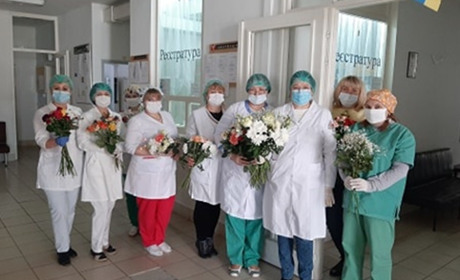 Із вдячністю: як старокостянтинівці підтримують медичних працівників