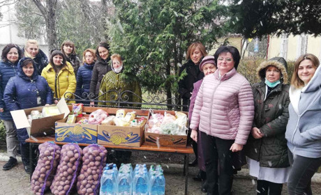 Чортківські аграрії надали гуманітарну допомогу продукцією обласному лабораторному центру