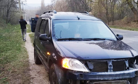 Гадячанин забрав авто погрожуючи зброєю