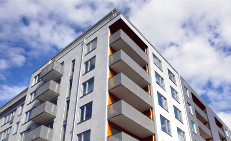 Співвласникам багатоквартирних будинків дали час, щоб визначитись