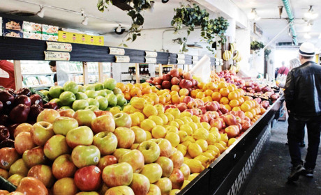 Попри рішення МОЗ у Конотопі продуктові ринки поки що не відкриють