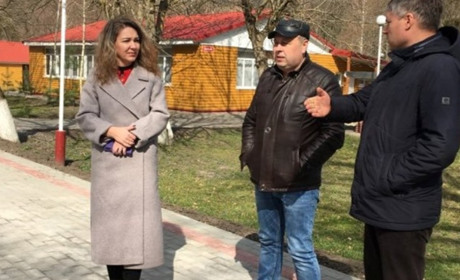 Новини міста та району за 30 березня-5 квітня: закриття кав’ярень, допомога лікарні, візит у табір