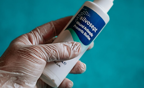 7 антисептиків, які можна купити онлайн і не за всі гроші світу