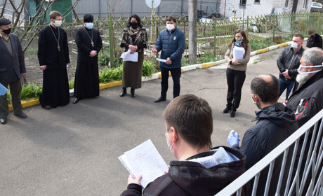 Священнослужителі і влада Переяслава закликають святкувати Великдень вдома