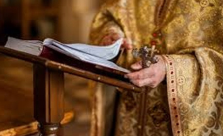 Великодні Богослужіння: де і коли  прикарпатцям подивитися і послухати онлайн  