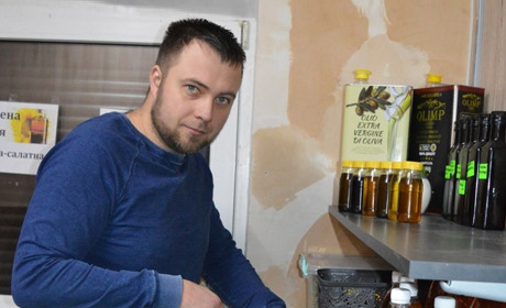 Переяславець Олександр Качан виготовляє олії, що зміцнюють здоров’я
