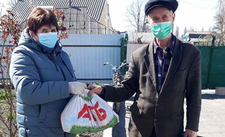 Корпорація «АТБ» допомогла літнім і малозабезпеченим жителям Переяславщини
