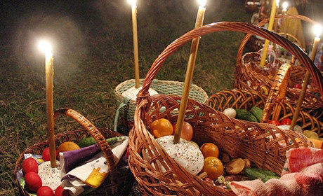 130 000  українців пішли до храмів на Великдень, а на Хмельниччині паски святили 6200 вірян