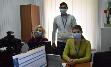 Нижньосірогозький сектор міграційної служби видає ID-картки попри карантин