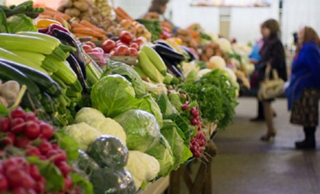 В Україні під час карантину дозволять роботу частини продуктових ринків