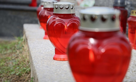 Жителі Хмельниччини дослухалися рекомендацій та не пішли на кладовища у поминальні дні