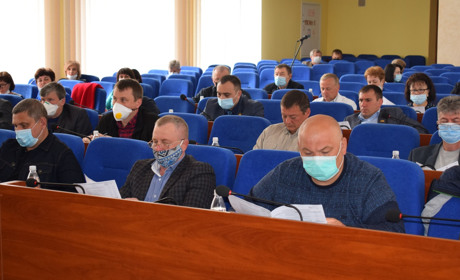 Результати позачергової сесії: капітальні видатки розблокували, кошти для "Шляхрембуду" знайшли