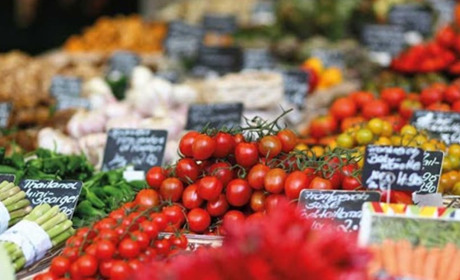 На Хмельниччині відновлять роботу лише 4 продуктові ринки