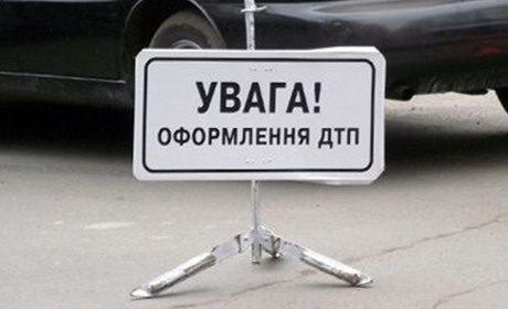 У Шостці сталась дорожня аварія. Постраждав 80-річний водій мототранспорту