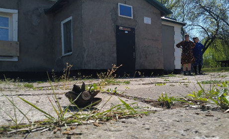 Золоте-4 постраждало від обстрілу