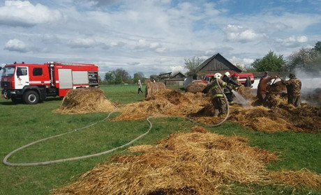 Пожежа на Сарненщині: згоріло 2 тонни соломи