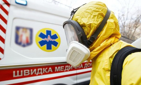 Начальник Нетішинської швидкої Юрій Уляницький розповів, як треба дзвонити на 103 під час карантину