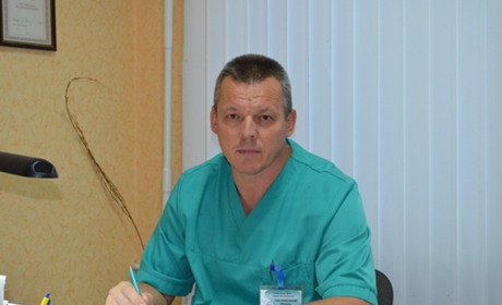 Чи потрібно повідомляти, у яких під’їздах мешкають хворі на COVID? Інтерв'ю з головним лікарем міста
