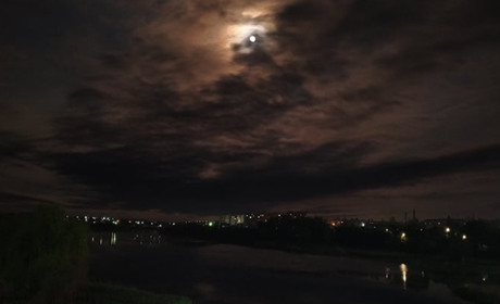 Травневі ночі у роботах Анатолія Ковчика: первомайський фотограф презентував нову підбірку