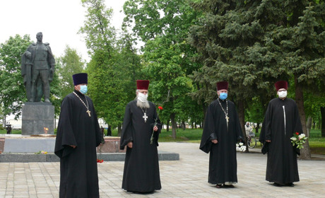 Білопільці вшановують пам`ять про загиблих і дякують за перемогу живим: заходи в умовах карантину