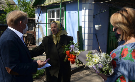 Увага ветеранам, квіти пам'ятникам: як біляївська громада вшанувала пам'ять про ІІ-у світову війну
