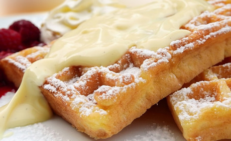 Готуємо рідним та друзям: топ-начинки для небанального вафельного тортика