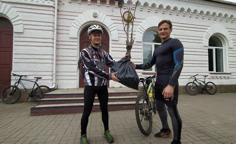До шосткинського челленджу "Стоп корона - посади дерево здоров'я» приєднались  інші міста України