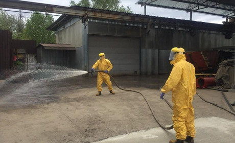 Рятувальники продезінфікували офіси та виробничі приміщення у Старокостянтинові