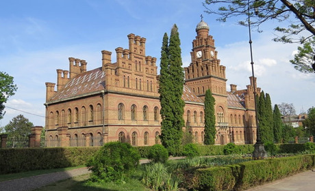 Сім об’єктів України зі списку ЮНЕСКО, які мають відвідати сватівчани. Що там подивитися