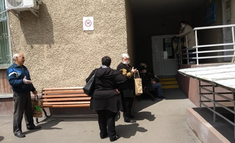 Чому у Первомайську під виконкомом черги: як отримати довідку для субсидії, якщо термін замалий