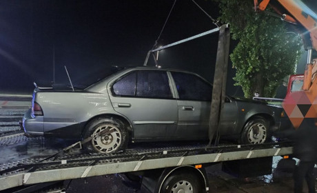 В Измаиле пьяный водитель Nissan Maxima снес бензоколонку