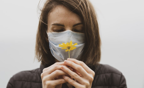 Слушне запитання: що насправді означає "одужав від коронавірусу"