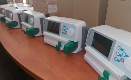  Допомога: міська рада придбала п’ять шприцевих дозаторів для інфекційного відділення лікарні