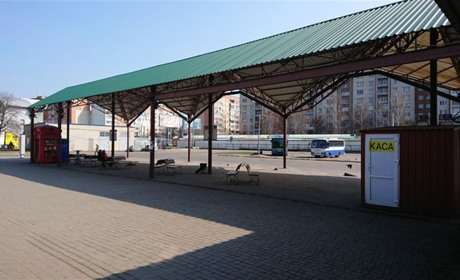 Маршрутки на Володимиреччині та в області поки не ходитимуть. Ще місяць, кажуть в Рівненській ОДА