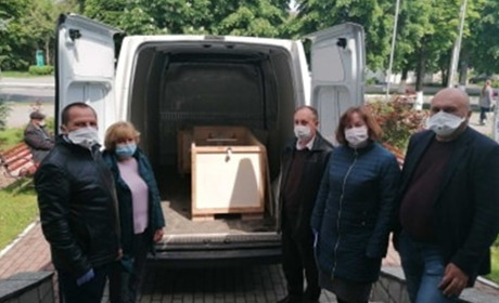 У Старокостянтинівську лікарню привезли новий рентген апарат