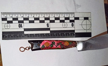 Добропільчанці, яка вдарила ножем кривдника своєї матері, загрожує 8 років тюрми