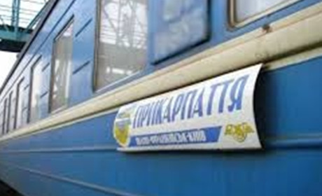 Укрзалізниця відкрила продаж квитків на шість поїздів на напрямки до Західної України