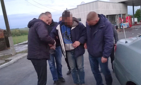 Поліція зловила втікача, який побив барського капітана військкомату