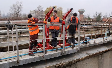 На підприємствах Червонограда працює 11437 людей. В середньому вони заробляють 9635 грн на місяць