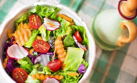 Легкі та поживні: топ-5 літніх салатів для барчан