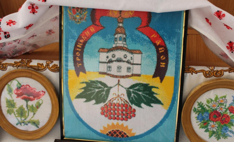 Троїцького району на новій адміністративній карті України немає 