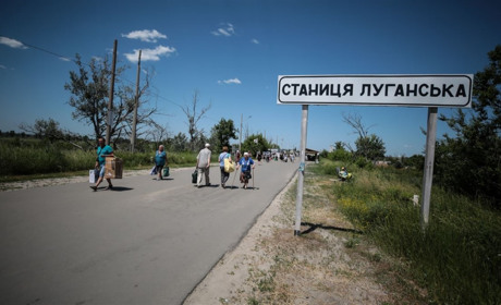 На Луганщині і Донеччині частково відновлюється робота КПВВ